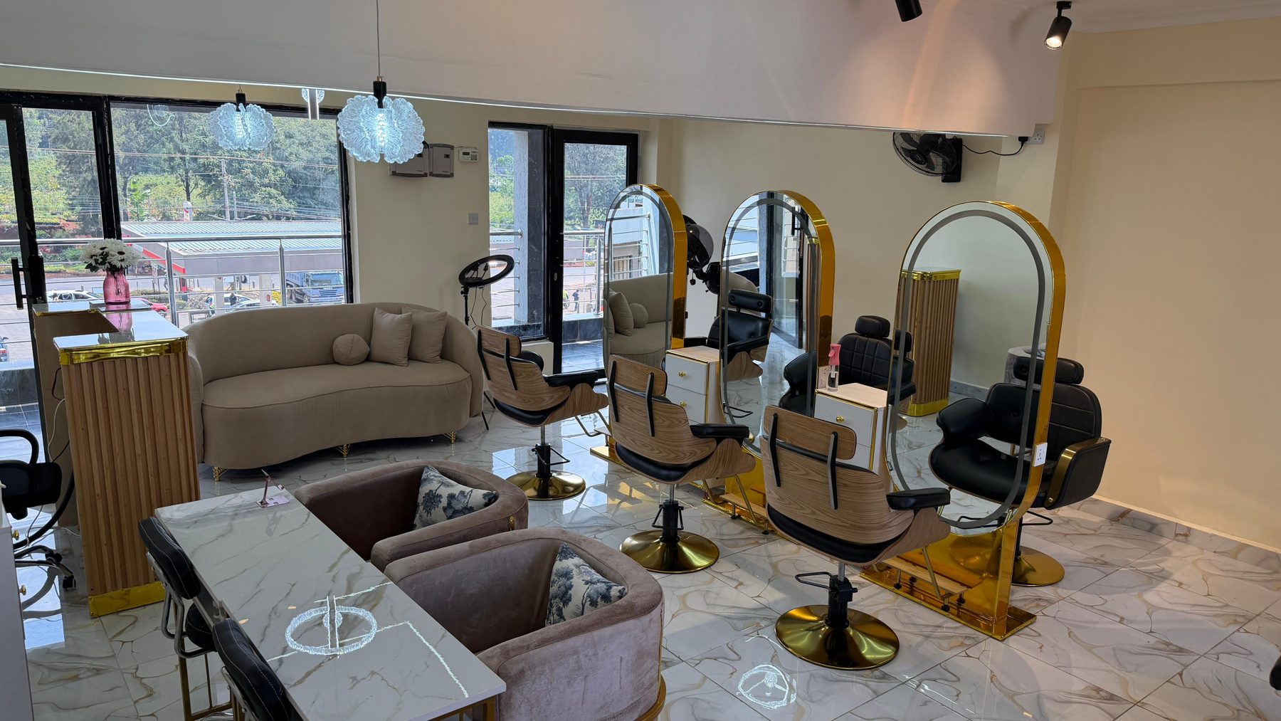 Curl Couture Salon & Spa gallery image